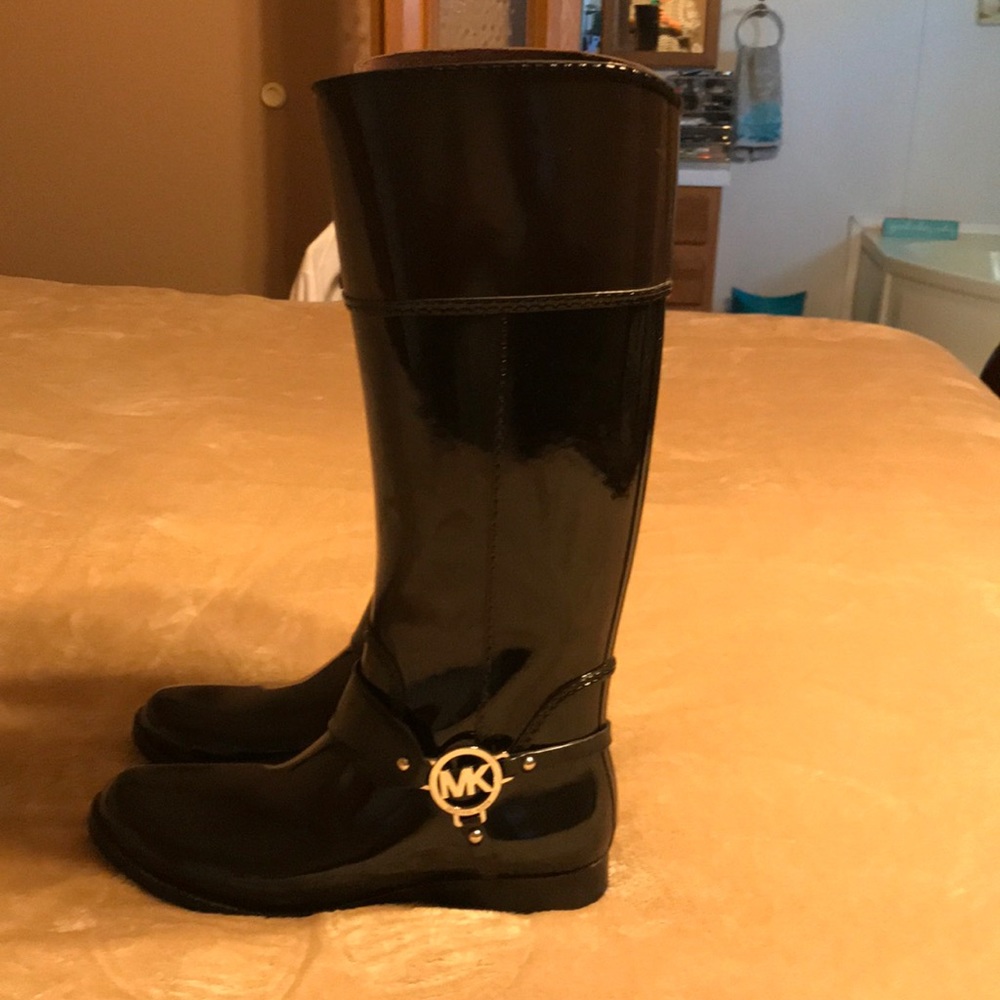 LIKE NEW - Michael Kors Boots